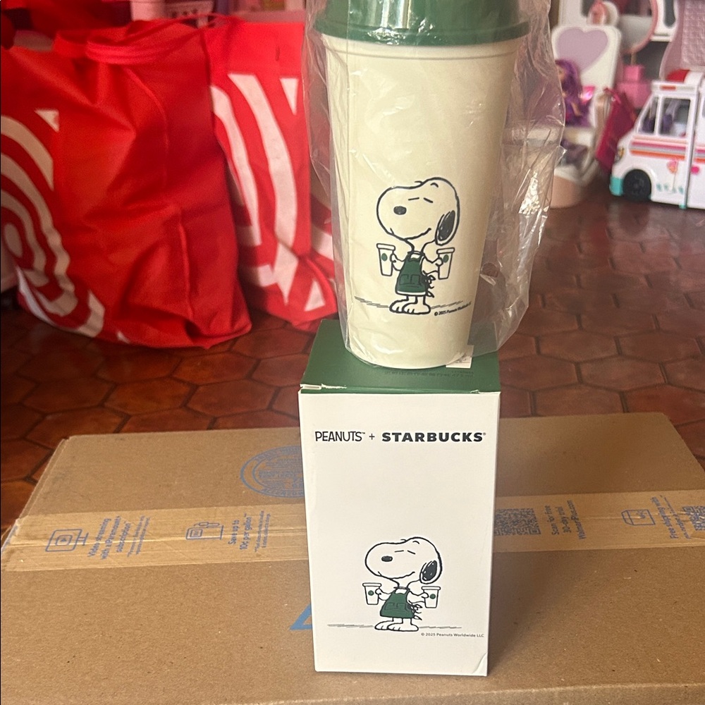 Starbucks Peanuts Snoopy Tumbler - Cream & Green